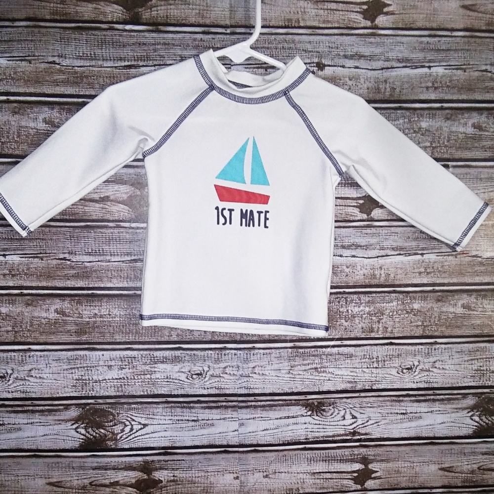 NWOT WHITE LONGSLEEVE BOARD SHIRT